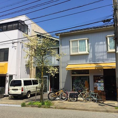 Toolate Guesthouse Toyama Luaran gambar